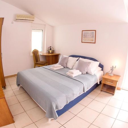 Apartments & Rooms Nikolic 부드바 외부 사진