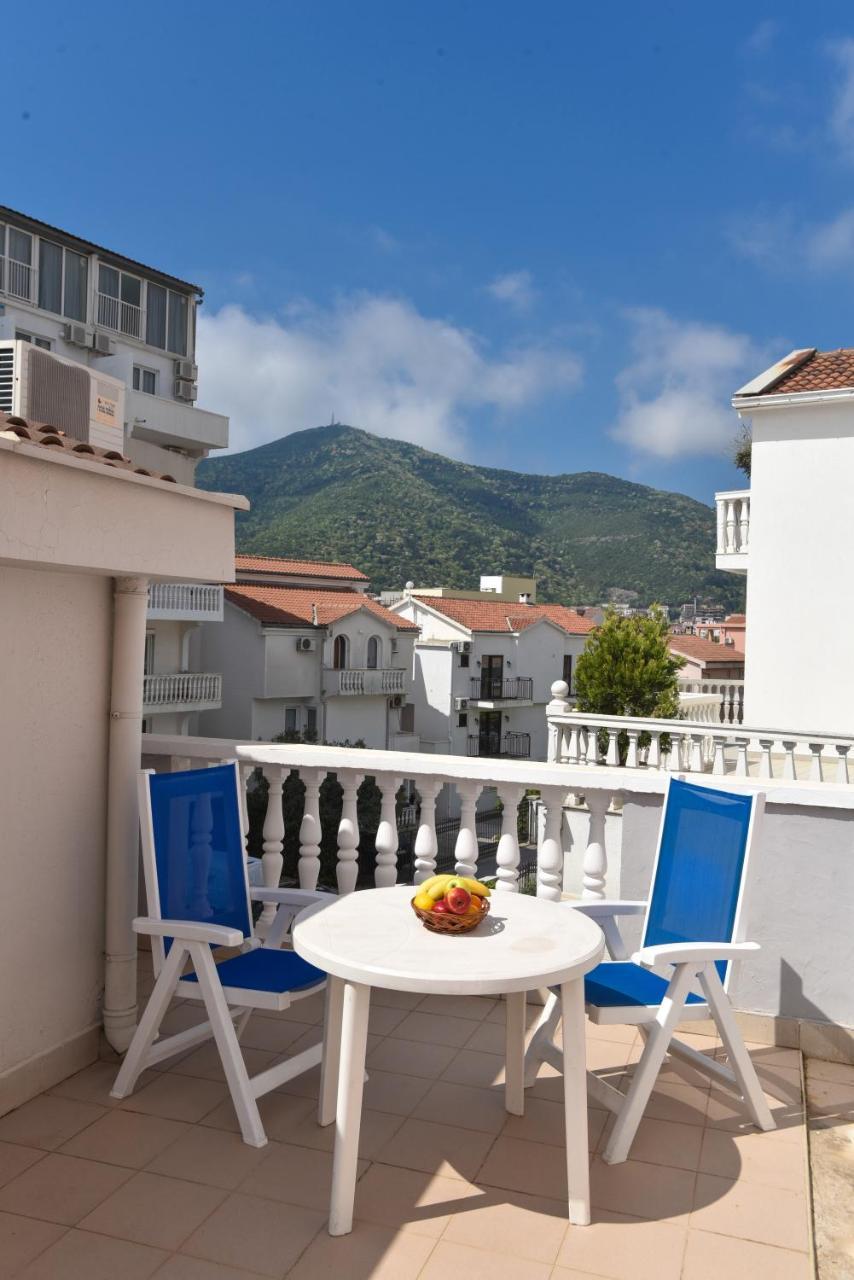 Apartments & Rooms Nikolic 부드바 외부 사진