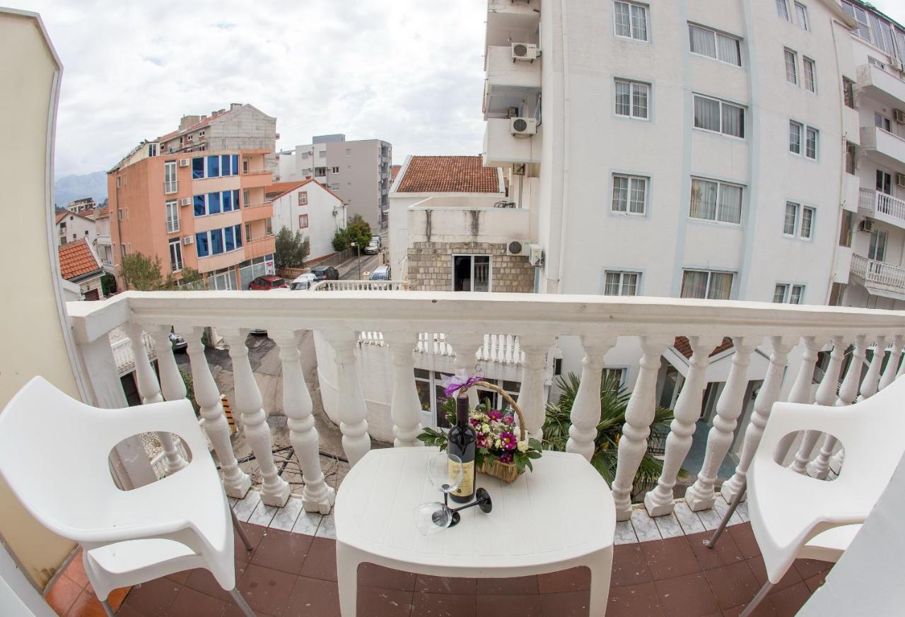 Apartments & Rooms Nikolic 부드바 외부 사진