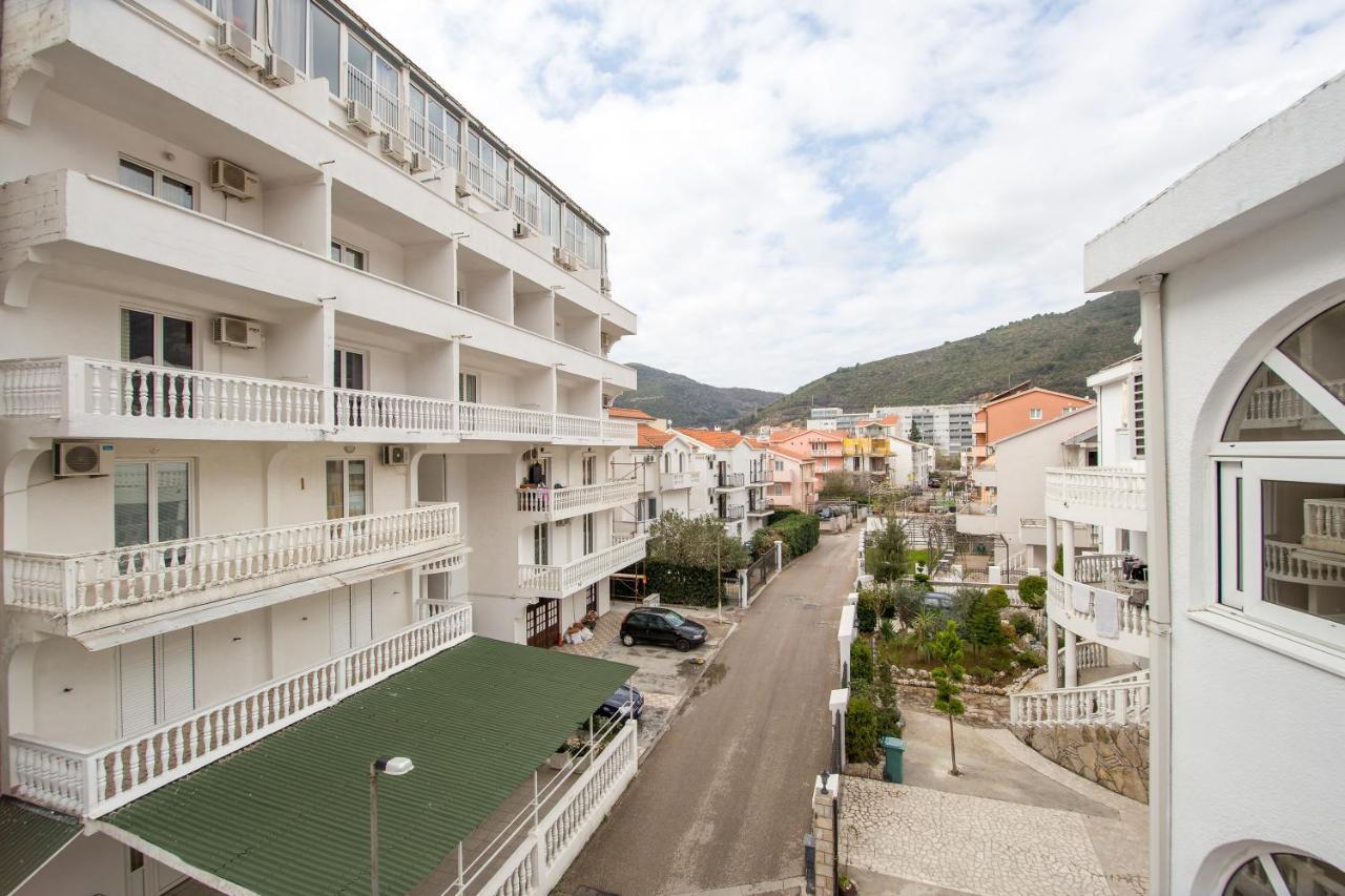 Apartments & Rooms Nikolic 부드바 외부 사진