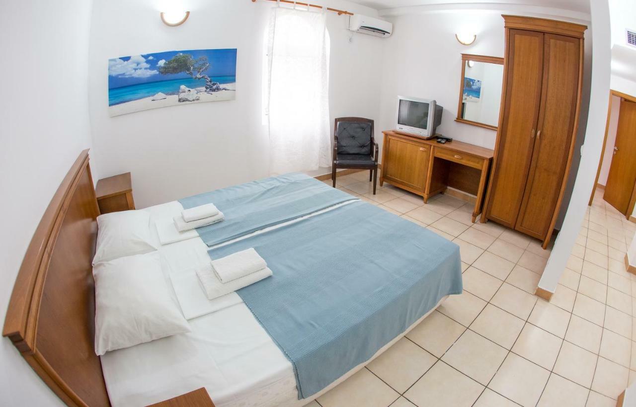 Apartments & Rooms Nikolic 부드바 외부 사진